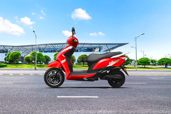Amo Mobility Feisty EV Left View