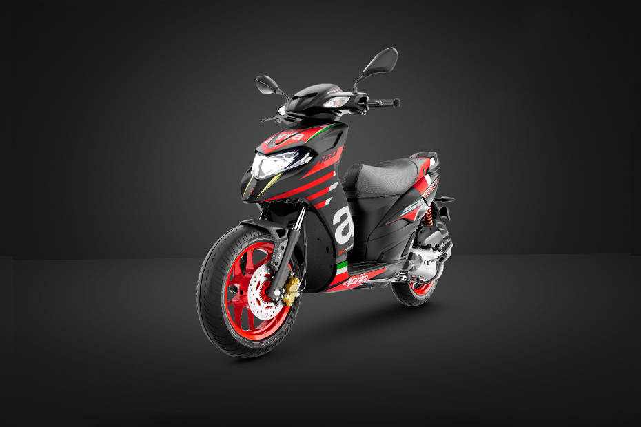 Aprilia SR 160 Front Left View