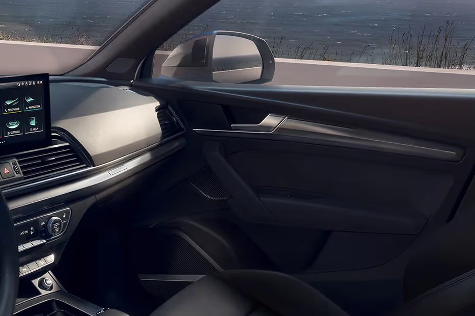 Audi Q5 Passenger View