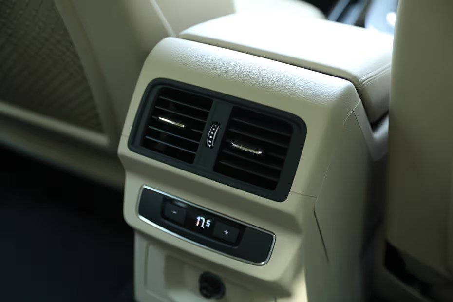 Audi Q5 Rear Air Vents
