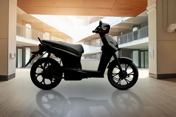 BGauss RUV 350 Right View