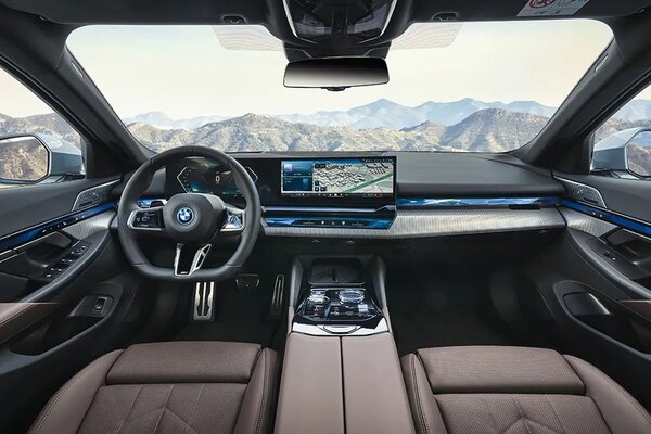 BMW 5 Series 2024 Dashboard
