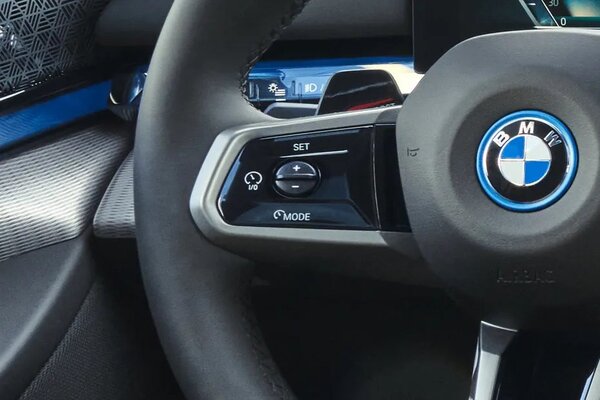 BMW 5 Series 2024 Steering Controls