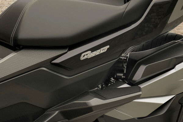 BMW C 400 GT [2021-2025] Model Name Logo View