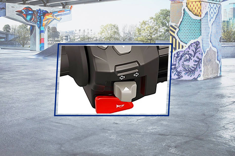 BMW CE-02 Indicator Controller View
