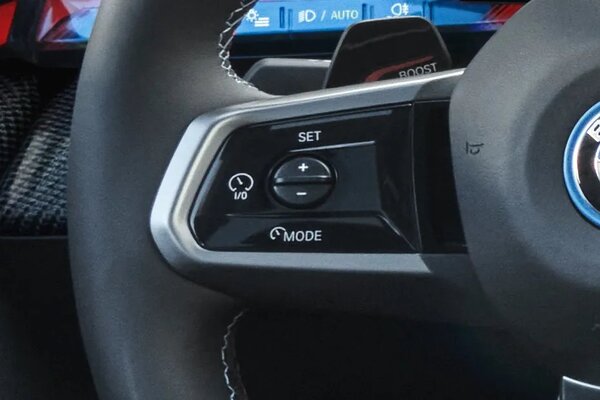 BMW i5 Steering Controls