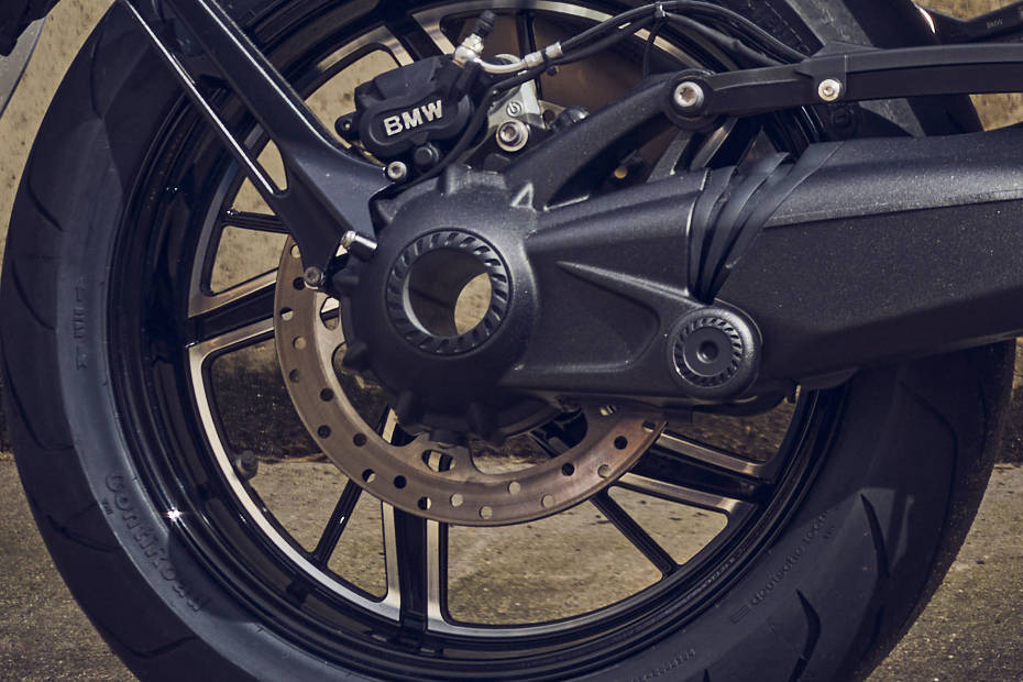 BMW R 12 nine T Rear Break View