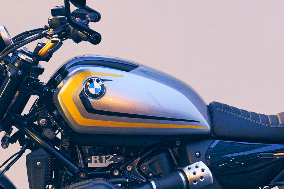 BMW R 12 Fuel Tank View