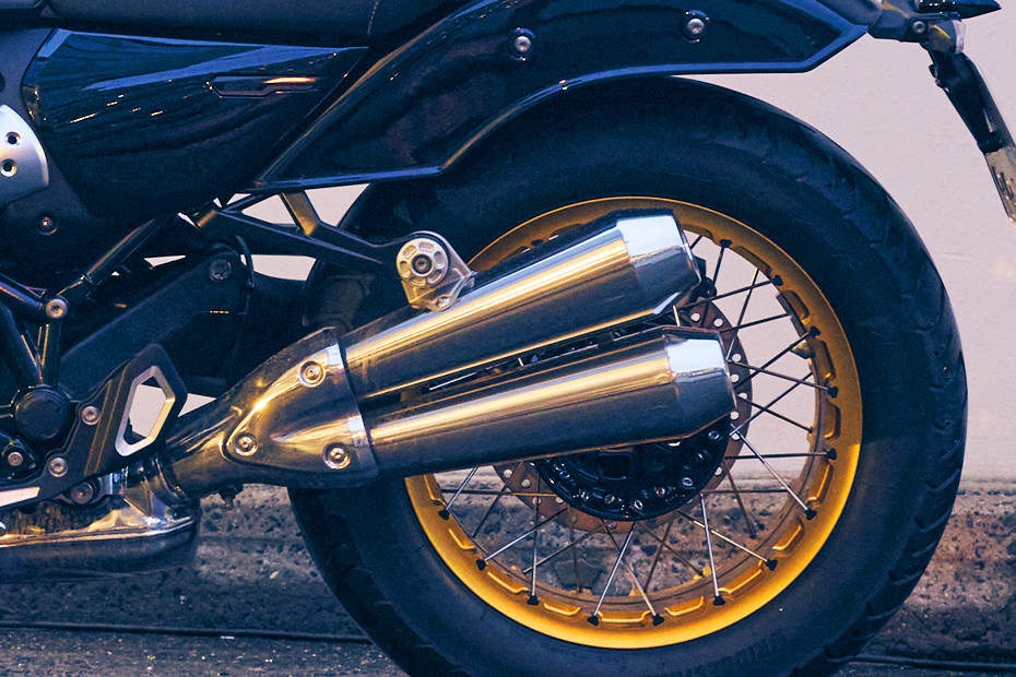 BMW R 12 Rear Tyre View