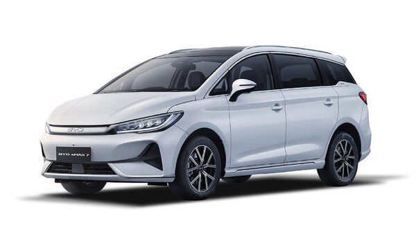 BYD eMAX 7 Crystal White