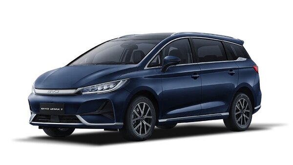 BYD eMAX 7 Quartz Blue