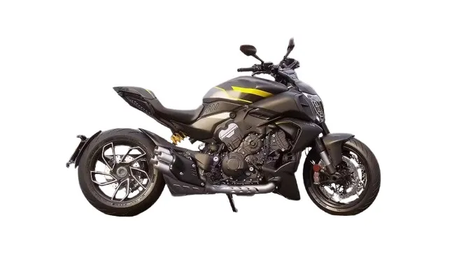 Ducati Diavel V4 Black And Yellow Livery
