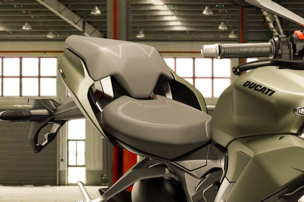 Ducati Streetfighter V2 Seat And Tank View