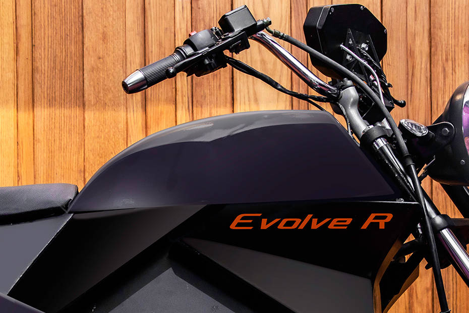 Earth Energy EV Evolve R [2021-2024] Fuel Tank View