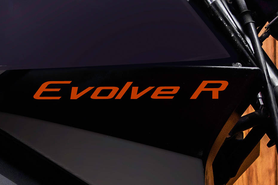 Earth Energy EV Evolve R [2021-2024] Model Name View
