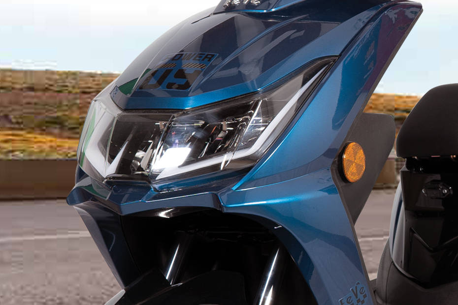 EeVe Ahava Headlight View