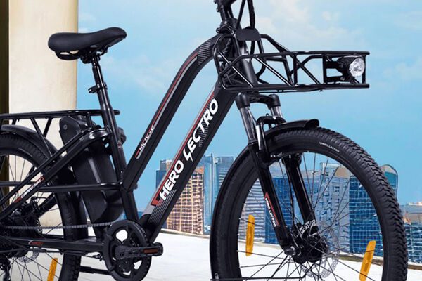Hero Lectro Muv-E Brand And Model Name View
