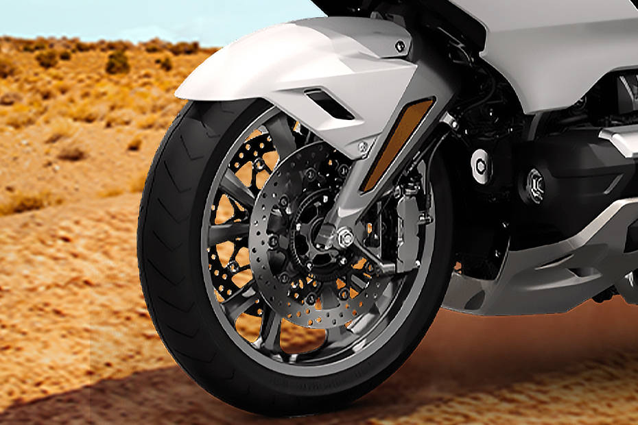 Honda Gold Wing Price in morbi (August, 2025), On Road Price