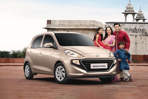 Hyundai Santro Front Right View