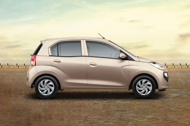 Hyundai Santro Right Side View
