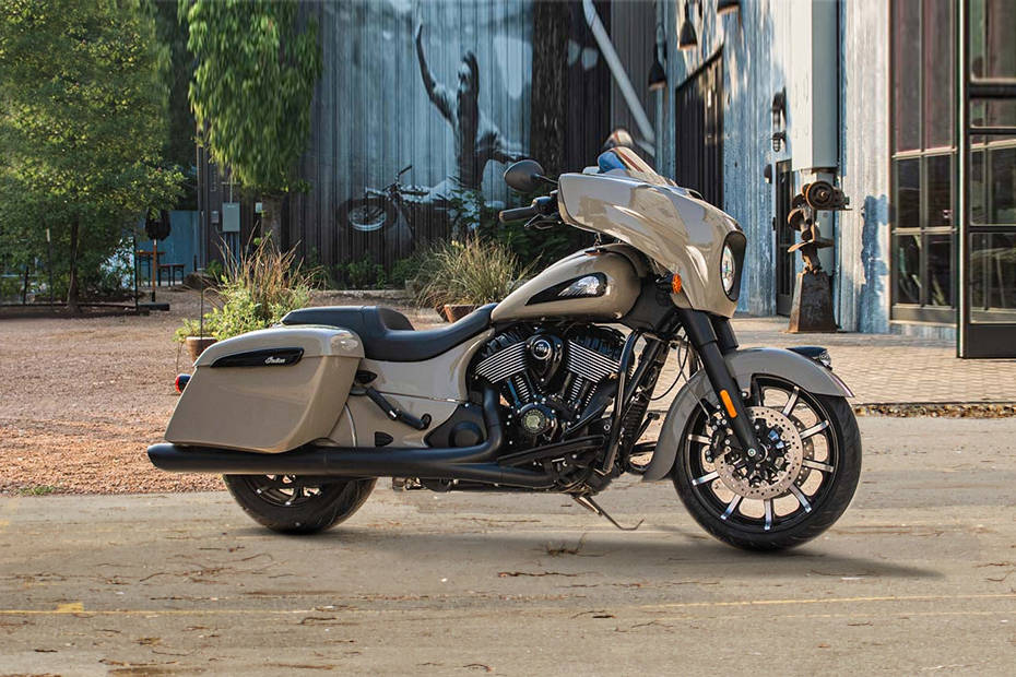 Indian Chieftain Dark Horse Right View