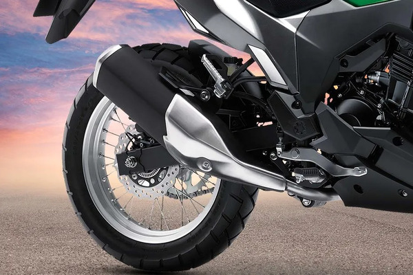 Kawasaki Versys X 300 Exhaust View