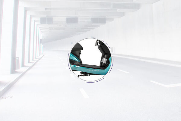 Kinetic Green Zoom Foot Space View