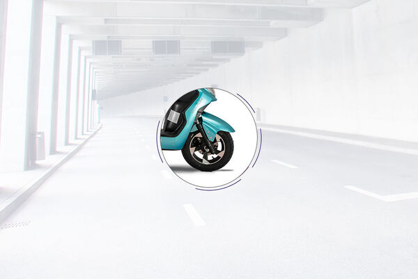 Kinetic Green Zoom Front Tyre View