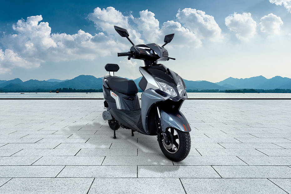 Komaki X2 Vogue Front View