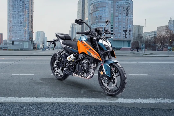 KTM 125 Duke 2024