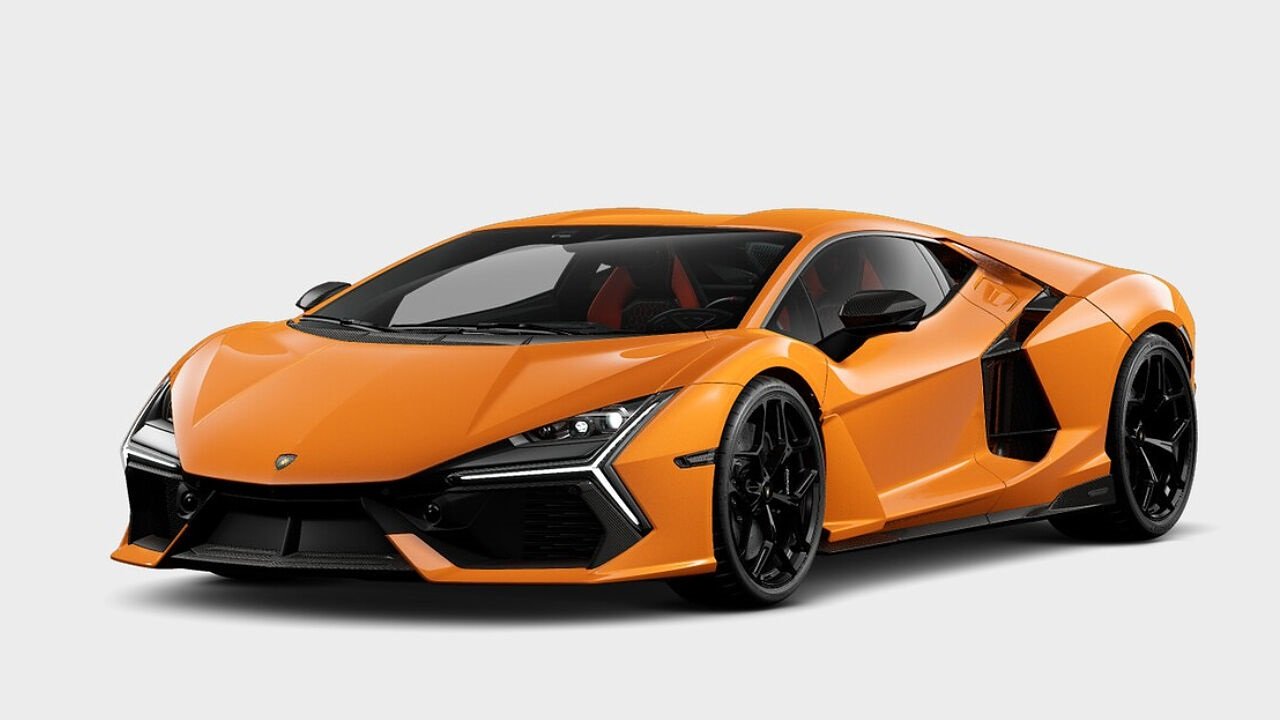 Lamborghini Revuelto Arancio Borealis