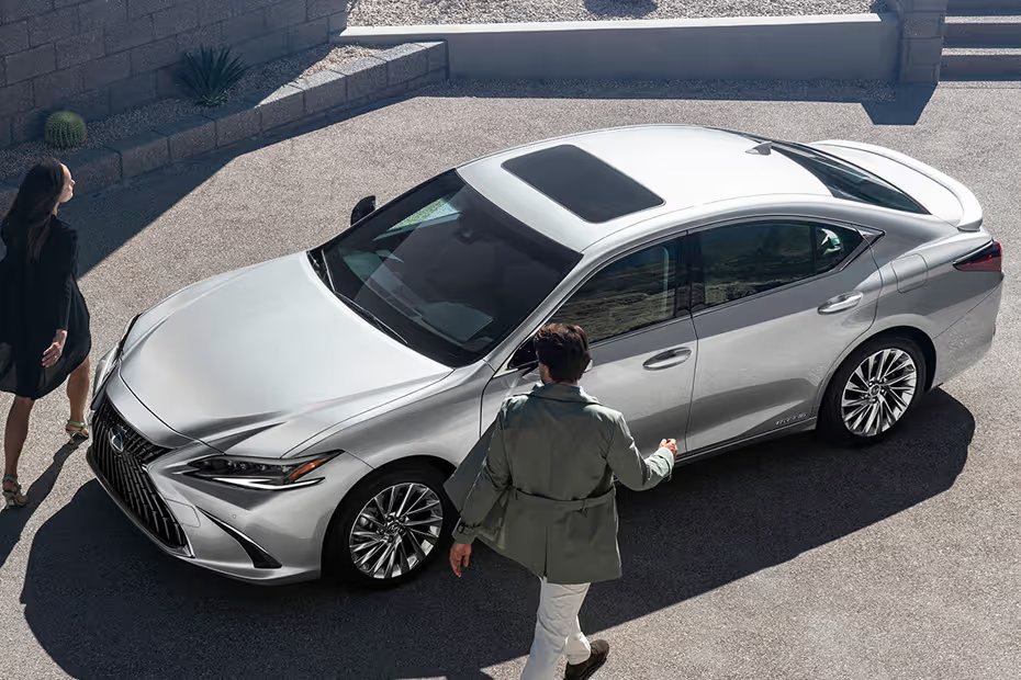 Lexus ES Top View