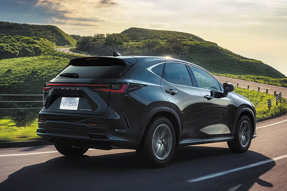 Lexus NX Rear Right Side