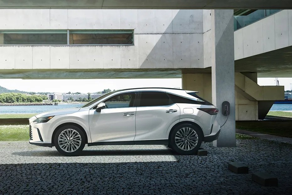 Lexus RX Left Side View
