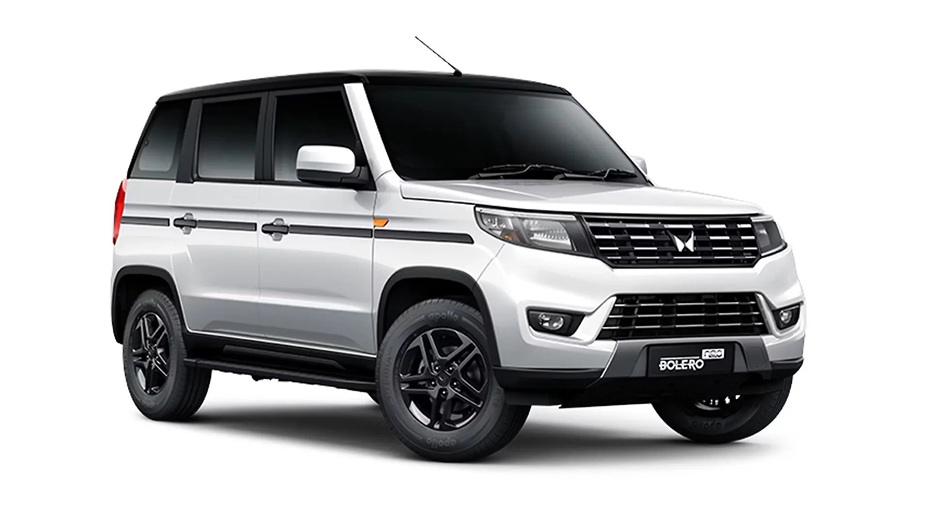 Mahindra Bolero Neo Pearl White