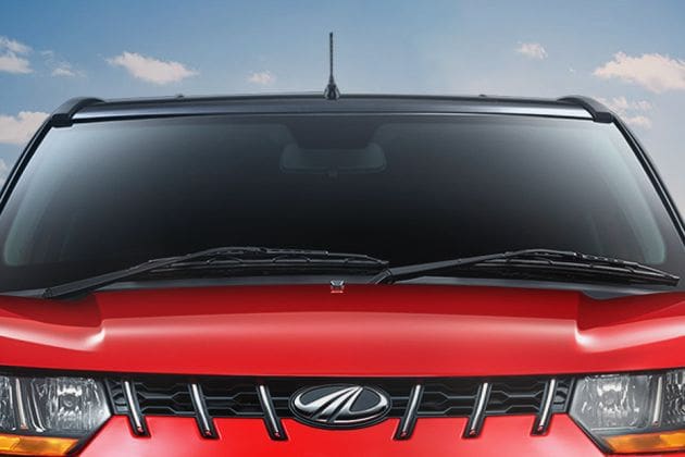 Mahindra KUV100 NXT Front Wiper
