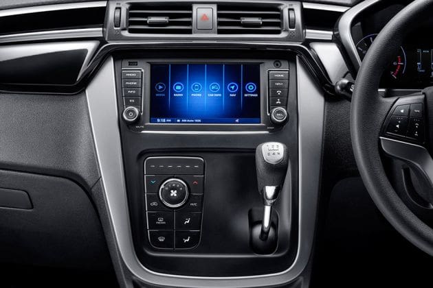 Mahindra KUV100 NXT Center Console