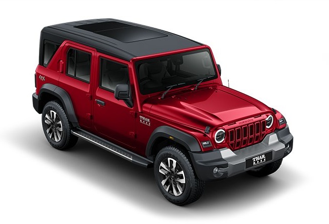 Mahindra Thar ROXX Tango Red