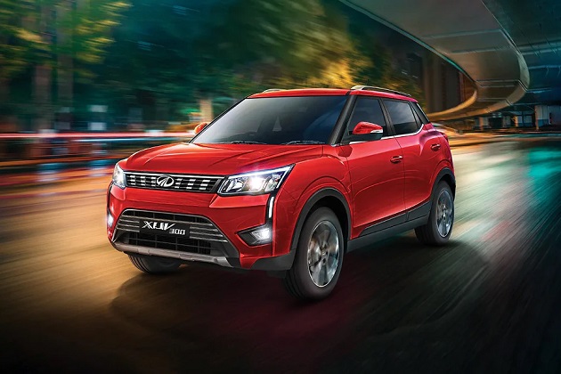 Mahindra XUV300 Front Left Side