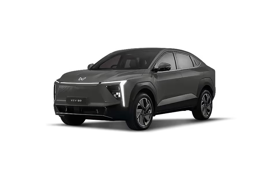 Mahindra XEV 9e Deep Forest