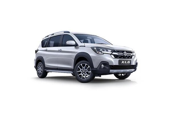 Maruti Suzuki XL6 Arctic White