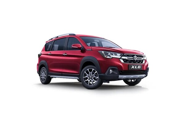 Maruti Suzuki XL6 Opulent Red