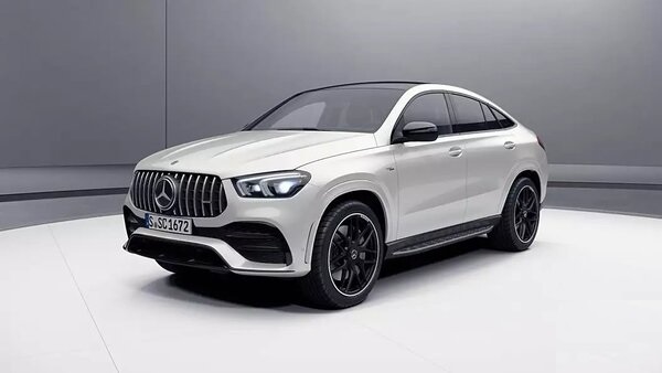 Mercedes-Benz AMG GLE Coupe Front Let Side