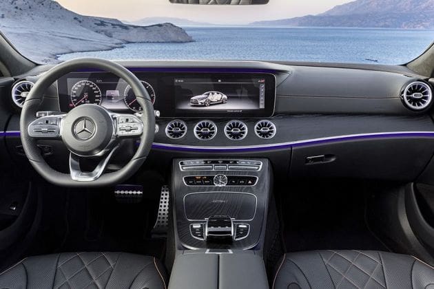 Mercedes-Benz CLS Dashboard