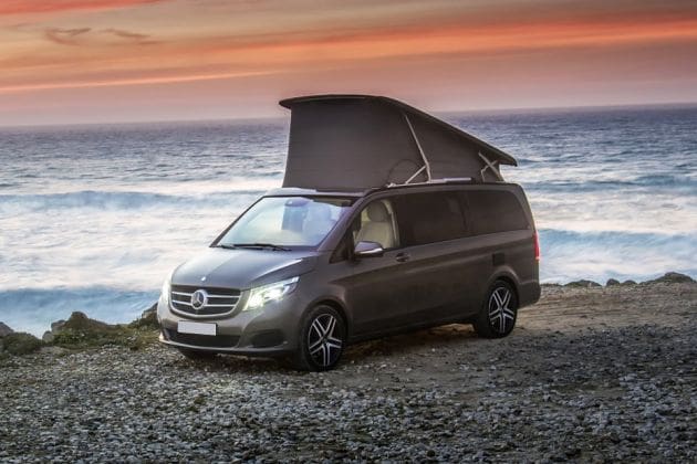 Mercedes-Benz V-Class Front Left Side