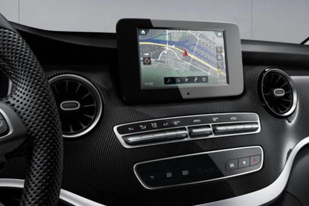Mercedes-Benz V-Class Interior Image 21