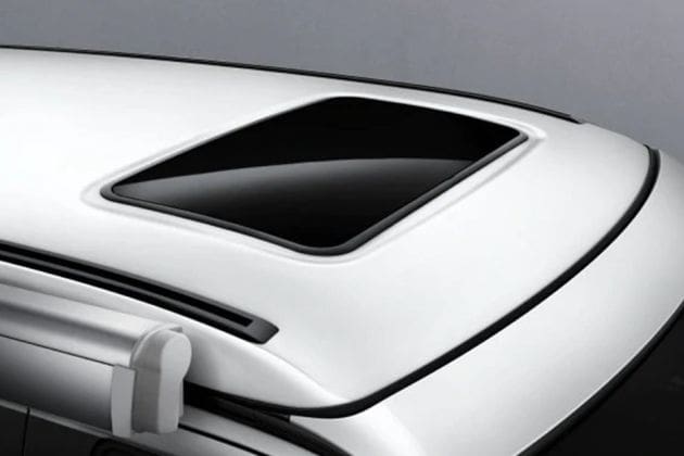 Mercedes-Benz V-Class Interior Image 8
