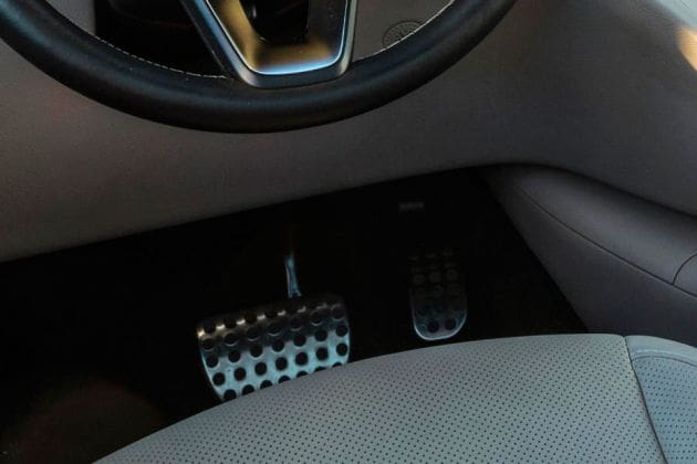 Mercedes-Benz V-Class Interior Image 9