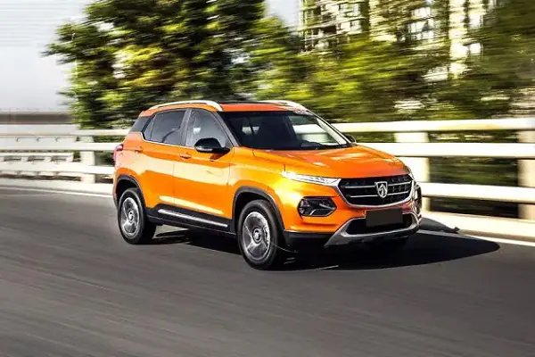 MG Baojun 510 Front Right Side