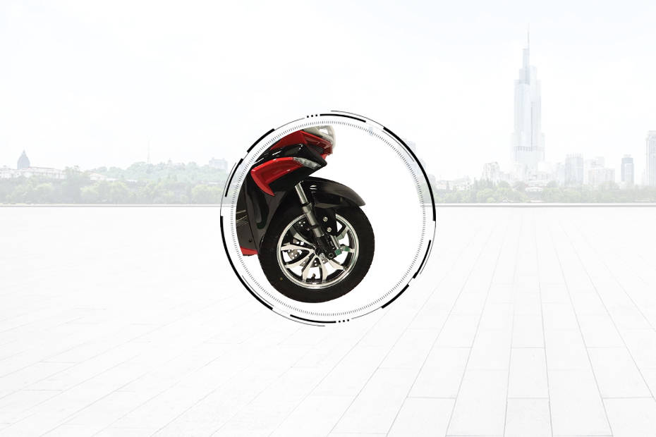 Okinawa PraisePro Front Tyre View